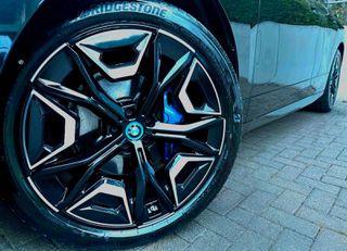Bmw iX 2023 XDRIVE50-thumb-1