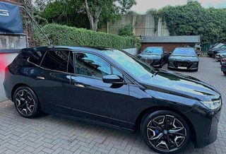 Bmw iX 2023 XDRIVE50-thumb-4