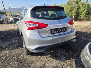 Nissan Pulsar 2015-thumb-6