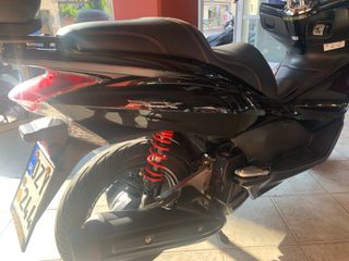 Honda PCX 125 2012-thumb-9