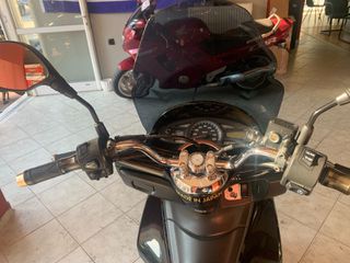 Honda PCX 125 2012-thumb-16