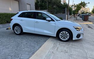Audi A3 2022 40 TFSi S TRONIC-thumb-4