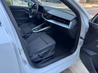 Audi A3 2022 40 TFSi S TRONIC-thumb-6