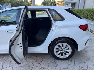 Audi A3 2022 40 TFSi S TRONIC-thumb-17