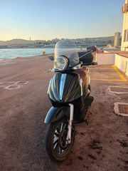 Piaggio Beverly 300i Tourer 2009-thumb-4