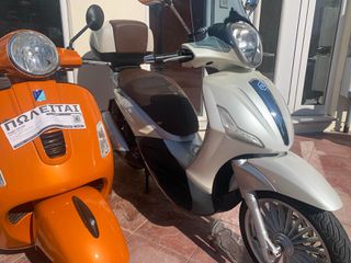 Piaggio Beverly 300 2016-thumb-4