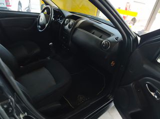 Dacia Duster 2016 1.2 TCe Laureate 4x4   125HP-thumb-8