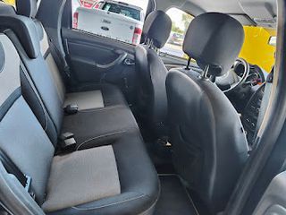 Dacia Duster 2016 1.2 TCe Laureate 4x4   125HP-thumb-12