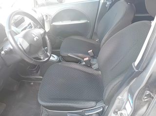 Mitsubishi i-MiEV 2011 electric drive 49 kW Basis-Book Service-thumb-5