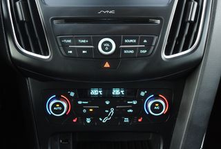 Ford Focus 2018 1.5 TDCi Diesel Titanium station wagon*ΜΗΔΕΝΙΚΟ ΤΕΛΟΣ ΚΥΚΛ.*-thumb-26