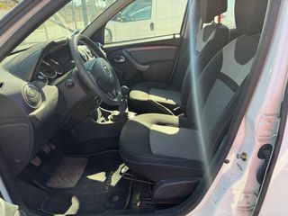Dacia Duster 2016 4x2-thumb-8