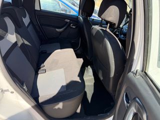 Dacia Duster 2016 4x2-thumb-13