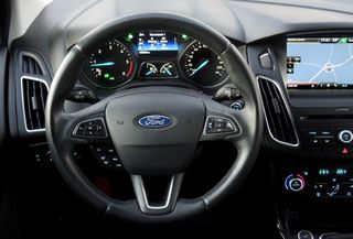 Ford Focus 2016 1.5 TDCi  Diesel Titanium EURO 6 station wagon-thumb-13