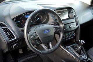 Ford Focus 2016 1.5 TDCi  Diesel Titanium EURO 6 station wagon-thumb-30