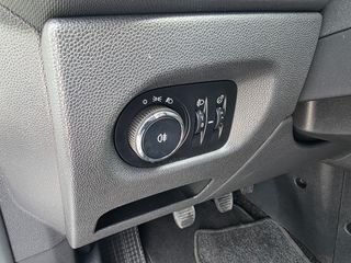 Opel Corsa 2011 1.3CDTI ECOFLEX DIESEL-thumb-10