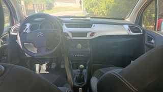 Citroen C3 2010 vti-thumb-3