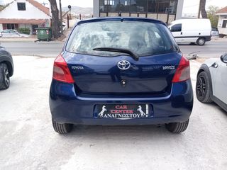 Toyota Yaris 2009-thumb-17