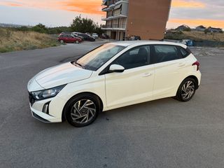 Hyundai i 20 2025 1.0 100HP full extra ετοιμοπαράδοτο με πινακίδες-thumb-1