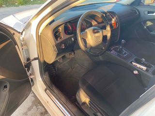 Audi A4 2011-thumb-3
