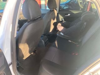 Audi A4 2011-thumb-4
