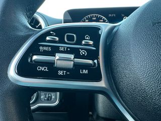 Mercedes-Benz A 180 2018 A 180 d DCT Progressive-thumb-30
