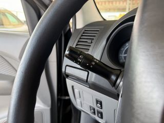 Φορτηγό Έως 7.5τ Toyota 2011 Hilux 2011 1/2 4x2-thumb-36