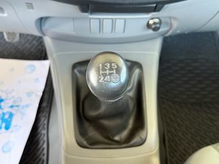 Φορτηγό Έως 7.5τ Toyota 2011 Hilux 2011 1/2 4x2-thumb-43