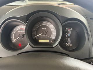 Φορτηγό Έως 7.5τ Toyota 2011 Hilux 2011 1/2 4x2-thumb-37