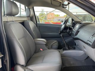 Φορτηγό Έως 7.5τ Toyota 2011 Hilux 2011 1/2 4x2-thumb-50