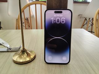 iPhone 14 pro-thumb-4