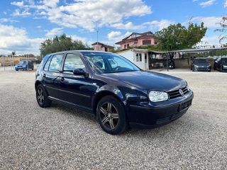 Volkswagen Golf 1998-thumb-1