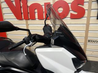 Yamaha XMAX 250 2014 ABS-thumb-10