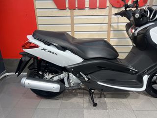 Yamaha XMAX 250 2014 ABS-thumb-25