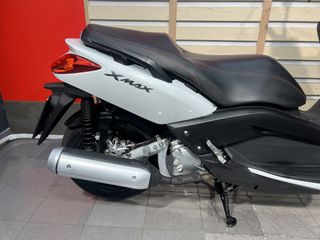 Yamaha XMAX 250 2014 ABS-thumb-27