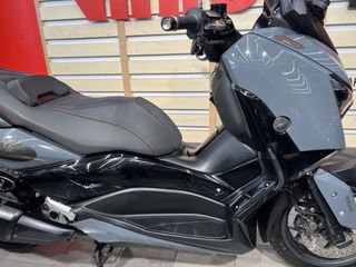 Yamaha XMAX 300 Tech Max 2022-thumb-8