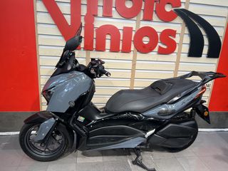 Yamaha XMAX 300 Tech Max 2022-thumb-12