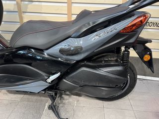Yamaha XMAX 300 Tech Max 2022-thumb-19