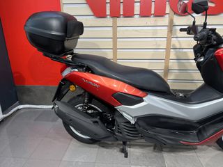 Yamaha NMAX 125 2016-thumb-4