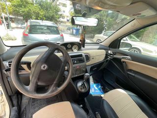 Lancia Ypsilon 2004