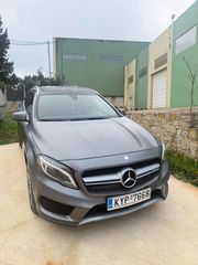 Mercedes-Benz GLA 200 2015 AMG LINE !!-thumb-5