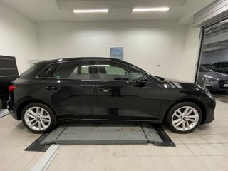 Audi A3 2025 Inspire Plus 1.5TFSI Hybrid S tronic 150 hp-thumb-5