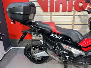 Honda X-ADV 2017 750-thumb-4