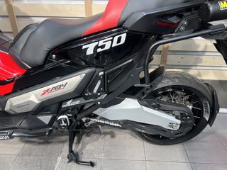Honda X-ADV 2017 750-thumb-22