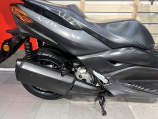 Yamaha XMAX 300 2018-thumb-7