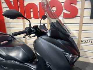 Yamaha XMAX 300 2018-thumb-11