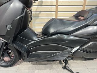 Yamaha XMAX 300 2018-thumb-19