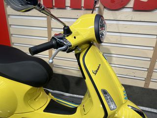 Vespa Primavera 2024 150-thumb-8