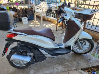 Piaggio Medley 150 2018 MEDLEY 150 ABS-thumb-2