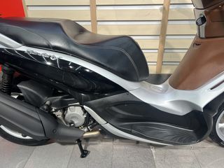 Piaggio Beverly 350 2019-thumb-7