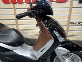Piaggio Beverly 350 2019-thumb-9